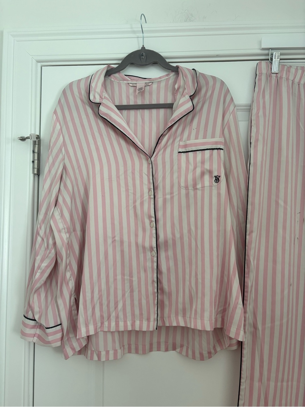 Victoria Secret Womens Pink Striped Pajama Set - Picture 3 of 10
